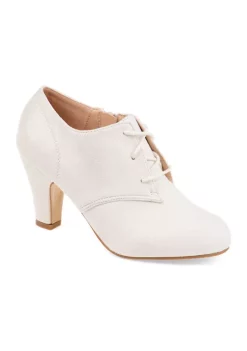 Brand new ⭐ Journee Collection Wide Width Leona Booties 🔔 -Journee Collection Shop Belk 1050