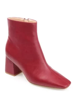 Outlet ⌛ Journee Collection Haylinn Booties 💯