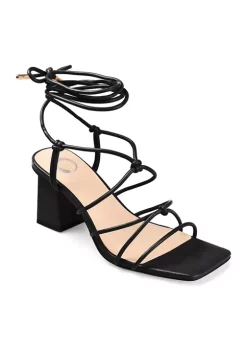 Outlet 🔔 Journee Collection Harpr Pumps 🥰